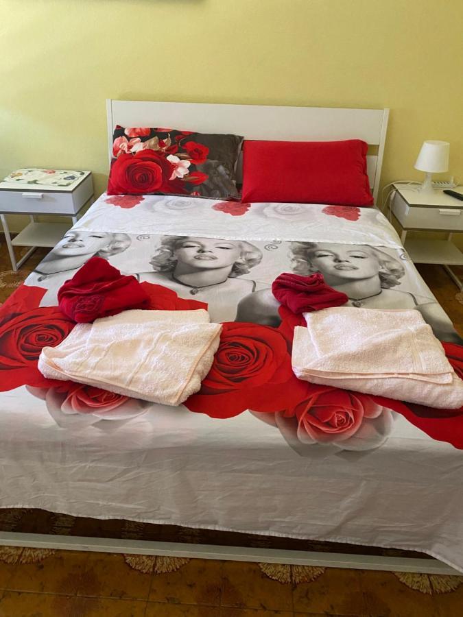 Zona Pirri Casa Notte A Cagliari Hotel ภายนอก รูปภาพ